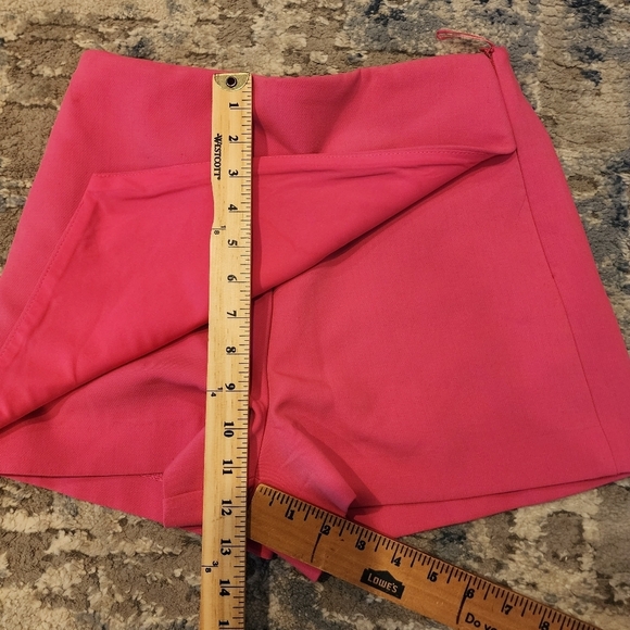 Zara hot pink asymmetrical skort. Women's size small. - Picture 12 of 12